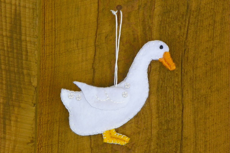 Dilly the Duck Felt Pattern