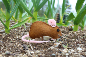 the garden mouse felt pattern