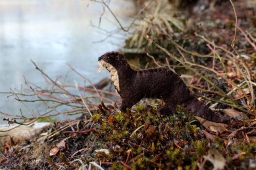 felt river otter printable pattern