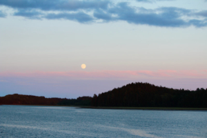 sturgeon full moon