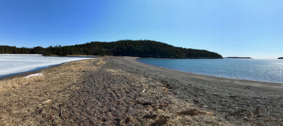 the two sides of Jasper Beach