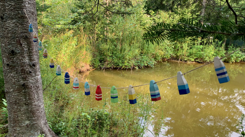 A Buoy Frame of Mind: Maine Lobster Buoy Garland